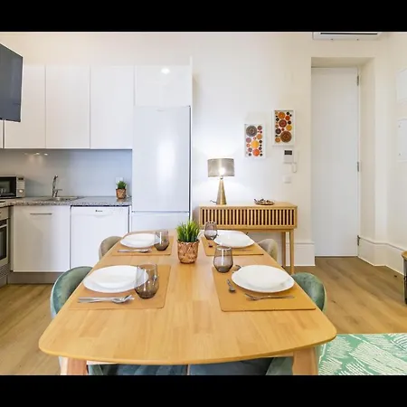 Διαμέρισμα Stunning Studio W/ Patio & Ac By Lovelystay Πόρτο