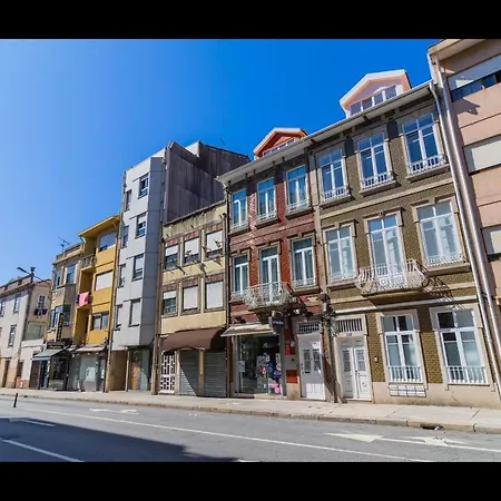 Stunning Studio W/ Patio & Ac By Lovelystay * Porto