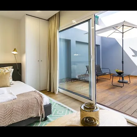 Apartment Stunning Studio W/ Patio & Ac By Lovelystay *