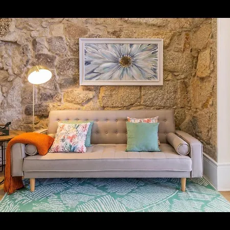Διαμέρισμα Stunning Studio W/ Patio & Ac By Lovelystay