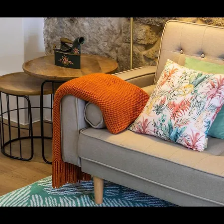 Stunning Studio W/ Patio & Ac By Lovelystay *